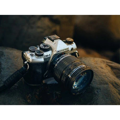 OM SYSTEM OM-5 Mark II Mirrorless Camera, Silver with M.Zuiko Digital ED 14-150m